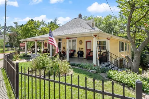 7 Kingshighway, Eureka Springs, AR 72632