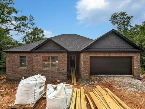 10 Roxburgh Ln, Bella Vista, AR 72715