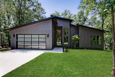2 Shap Ln, Bella Vista, AR 72714