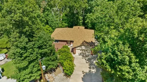 22 Kirkbridge Ln, Bella Vista, AR 72714