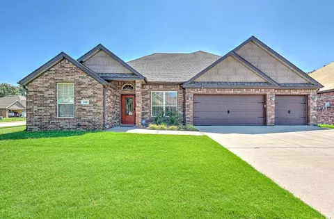 108 NE Chicory Ln, Bentonville, AR 72712