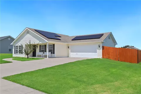 1360 Battery Dr, Prairie Grove, AR 72753