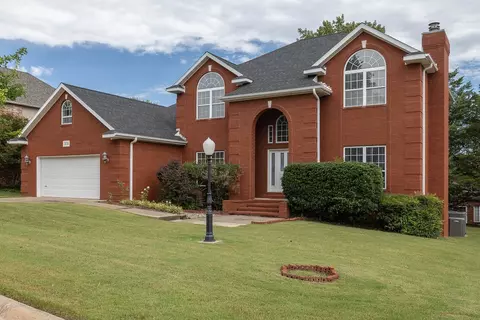 3236 Piper Gln, Fayetteville, AR 72703