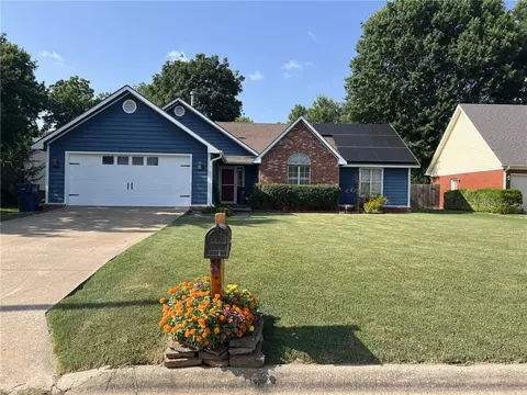 115 Cordes Dr, Siloam Springs, AR 72761