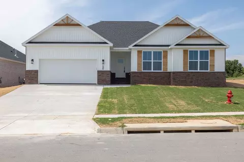 140 Eagle Mountain St, Prairie Grove, AR 72753