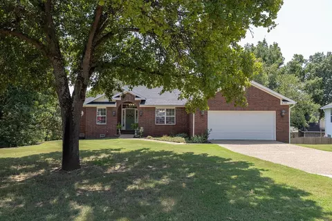 103 NW Erika Ct, Bentonville, AR 72712