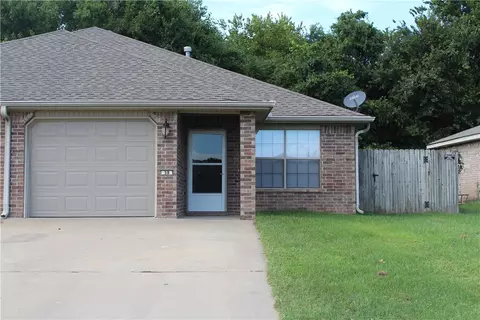 58 Rainsong St #58-60, Farmington, AR 72730