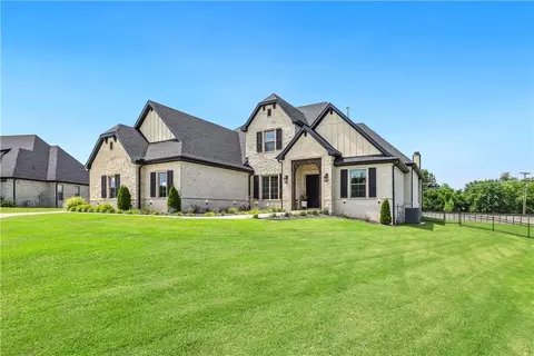 1760 W End Ave, Centerton, AR 72719