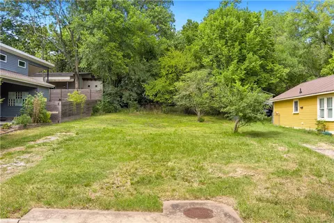 18 E 4th St, Fayetteville, AR 72701