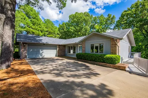1 Marina Pl, Bella Vista, AR 72715