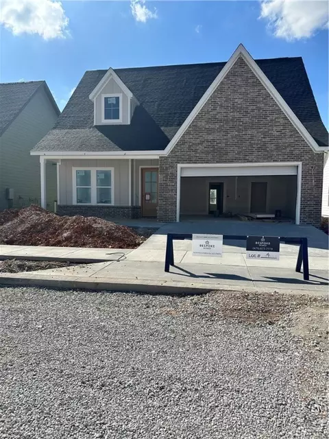 5906 S 41st St, Rogers, AR 72758
