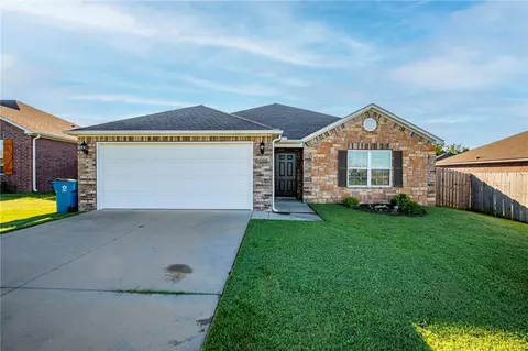 6201 SW Sumter Rd, Bentonville, AR 72713