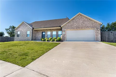 600 Quartz Way, Springdale, AR 72764