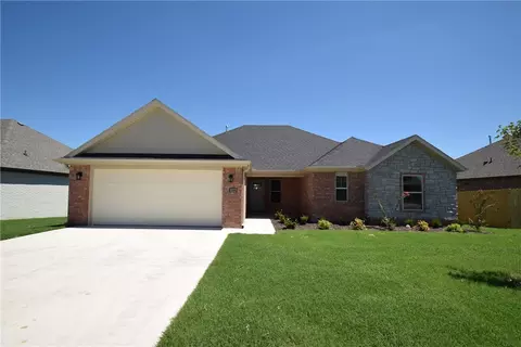 1022 Sugar Pne, Tontitown, AR 72762