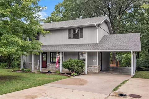 380 Jay Ave, Elkins, AR 72727