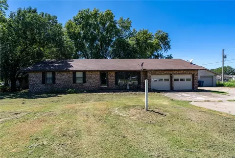 13885 Cozy Corner Rd, Siloam Springs, AR 72761