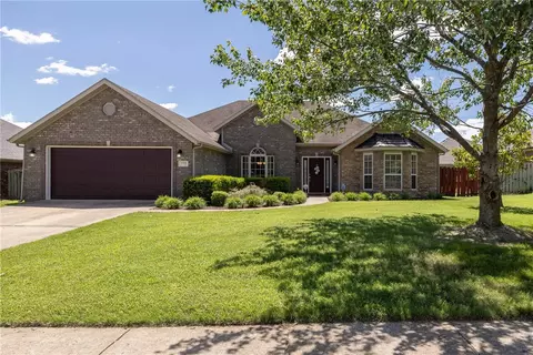 775 Buckhead Ave, Springdale, AR 72764