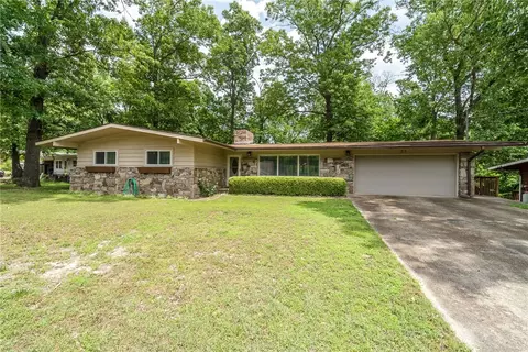 21 Duvall Ln, Bella Vista, AR 72715