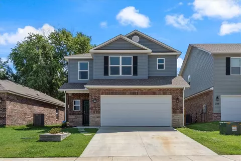 313 Bluebonnet St, Lowell, AR 72745