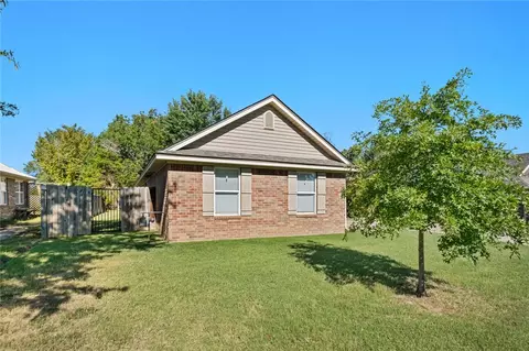 101 14th St, Lavaca, AR 72941 photo 2