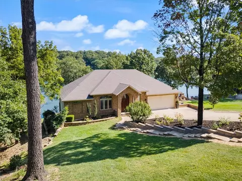 44 Swanage Dr, Bella Vista, AR 72715