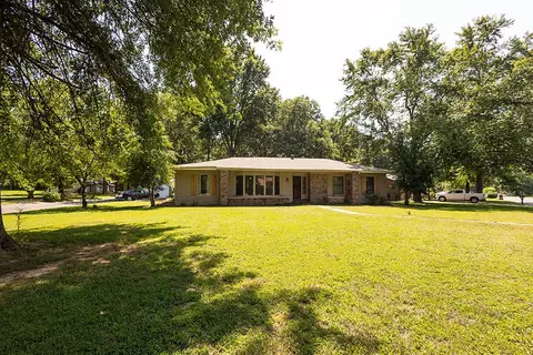 3009 W Parkwood Dr, Rogers, AR 72756