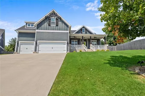 702 Golders Grn, Cave Springs, AR 72718