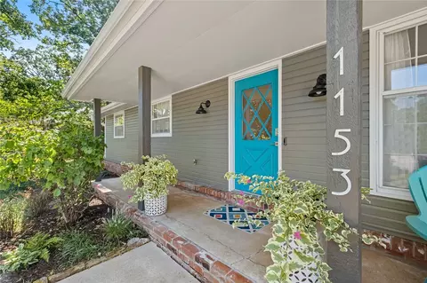 1153 E Glenn Ln, Fayetteville, AR 72703