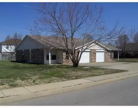 166 W 168 W Rainsong St, Farmington, AR 72730