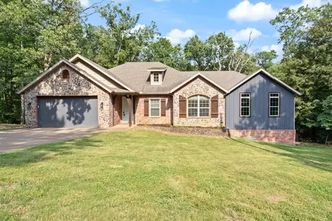 5 Flett Ln, Bella Vista, AR 72714