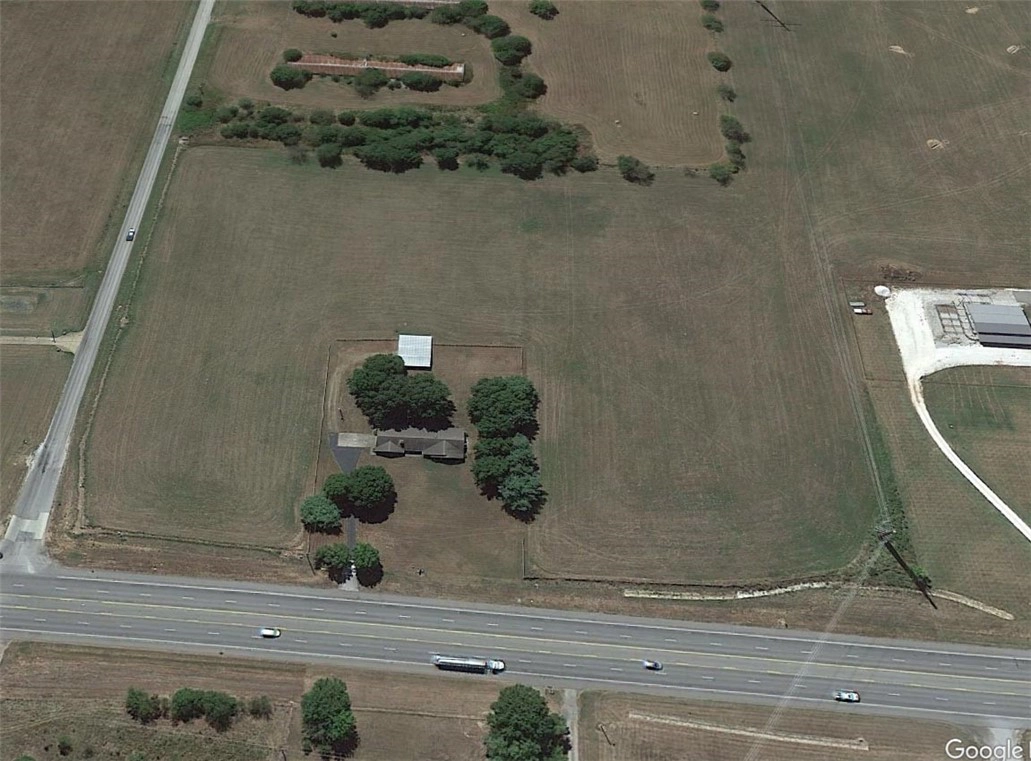 1 28 AC W Henri De Tonti Blvd