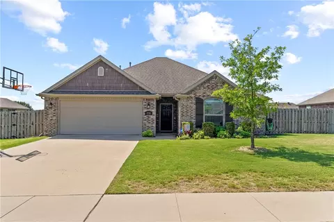230 Sullivans Way, Centerton, AR 72719