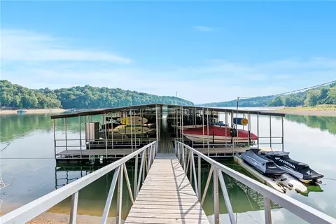 Sun Ridge Circle, Rogers, AR 72756