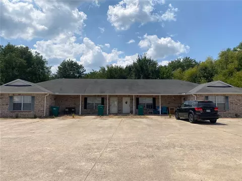 127 W 129 131 133 W Briarmeadow St, Farmington, AR 72730