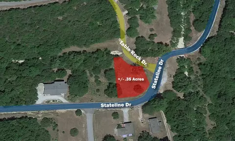 Stateline Drive, Holiday Island, AR 72631
