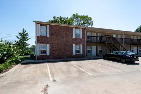1425 Sligo St #1, Fayetteville, AR 72701