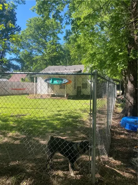 115 E College St, Ozark, AR 72949 photo 4
