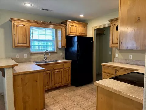 607 Eagle Dr, Gravette, AR 72736 photo 5