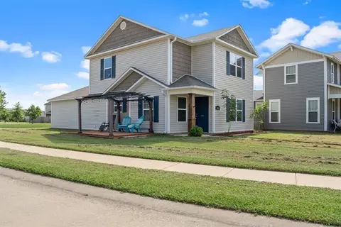 4612 W Colfax Loop, Fayetteville, AR 72704