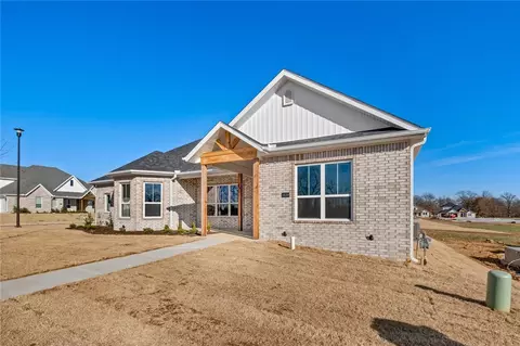 1820 Shepherd Blvd, Centerton, AR 72719 photo 2