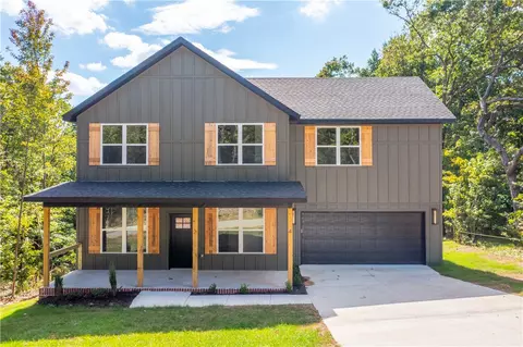 4 Selkirk Ln, Bella Vista, AR 72715