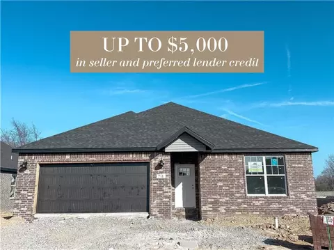 711 Marianne St, Bentonville, AR 72713