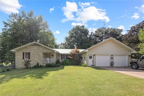 12280 Ranch Rd, Lowell, AR 72745