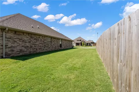 541 Melrose Pl, Bentonville, AR 72712 photo 37