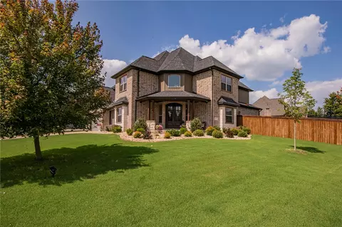 501 NE Green Creek Rd, Bentonville, AR 72712