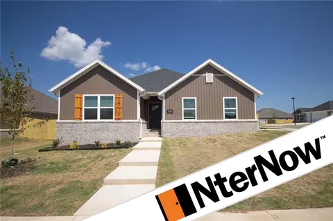 4248 W Cactus Pl, Fayetteville, AR 72704