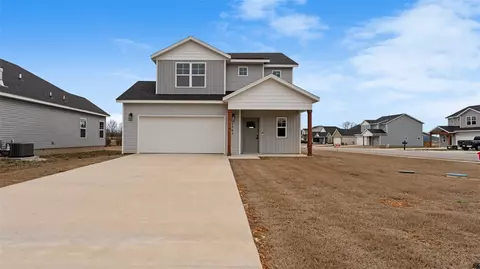 1165 Scott St, Gentry, AR 72734