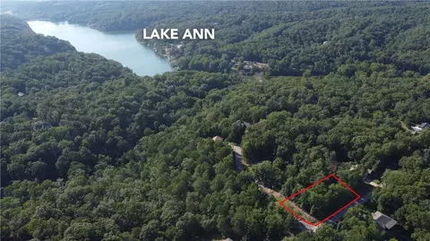 Berkshire/theale Lane, Bella Vista, AR 72714