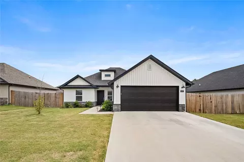 2507 S D St, Rogers, AR 72758