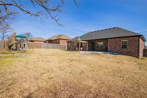 560 Lancaster Rd, Centerton, AR 72719 photo 28